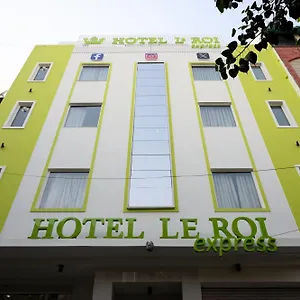 *** Hotel Le Roi Express Karol Bagh India